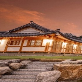경주 한옥호텔춘추관펜션