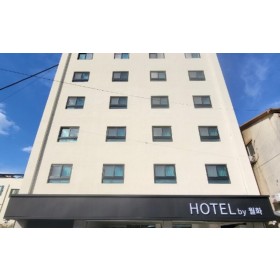 호텔 바이 월화 (HOTEL BY 월화 (구. 센트럴모텔))